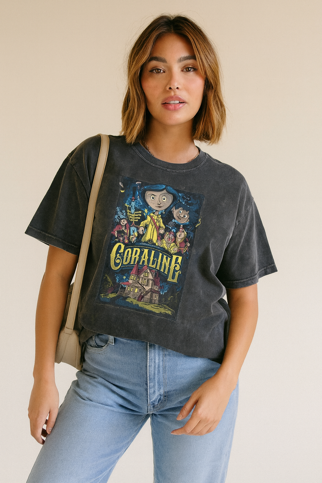 Playera estampada Coraline mineral wash - Imagen 4