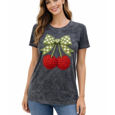 Playera dama estampado DTF efecto bordado San Valentin Cerezas